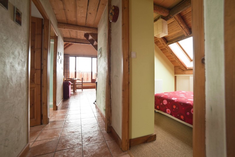 Location de vacances - Appartement à Albiez-le-Vieux - couloir/ vue séjour