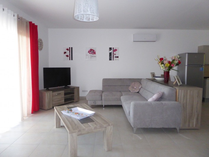 Location de vacances - Gîte à Mirepeisset - Salon du gîte Artémisia