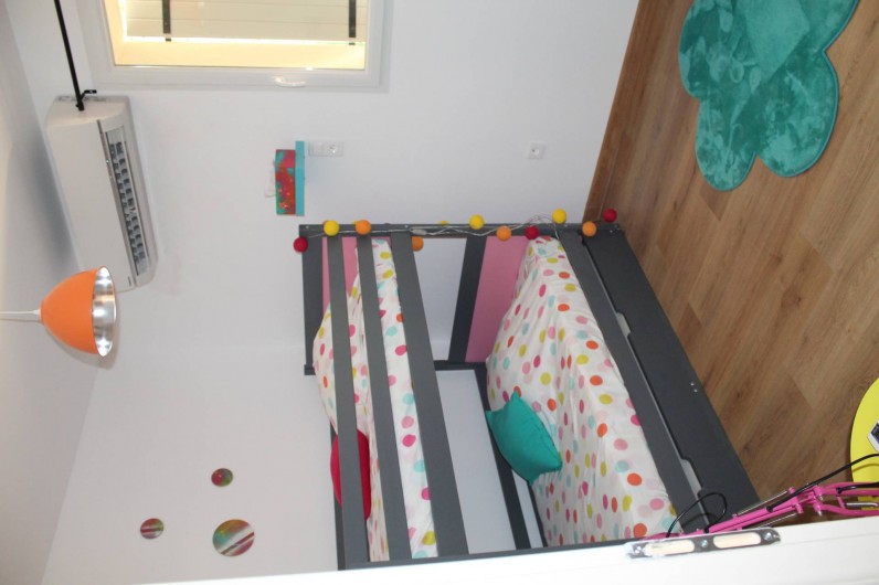 Location de vacances - Maison - Villa à Mornas - chambre pop