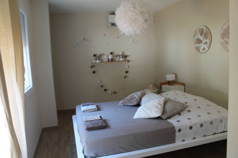 Location de vacances - Maison - Villa à Mornas - suite parentale