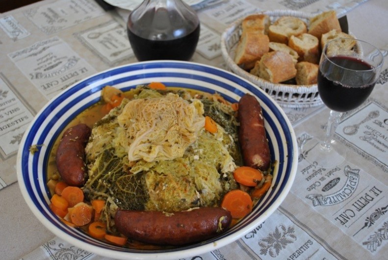 Location de vacances - Chambre d'hôtes à Salies-de-Béarn - la Garbure Béarnaise