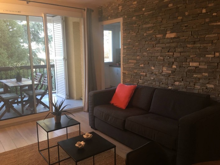 Location de vacances - Appartement à Cassis - Le séjour ou se situe le convertible "rapido"