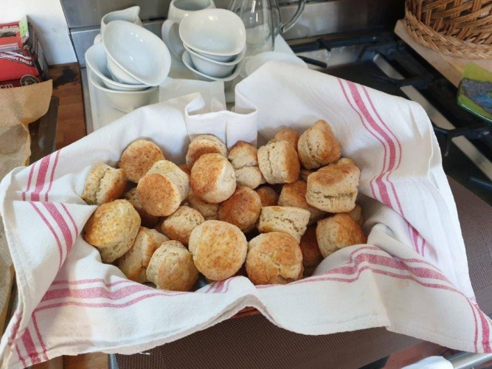 Location de vacances - Chambre d'hôtes à Tautavel - Petit déjeuner "maison"