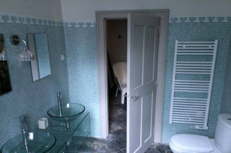 Location de vacances - Gîte à Les Vans - Salle de bain