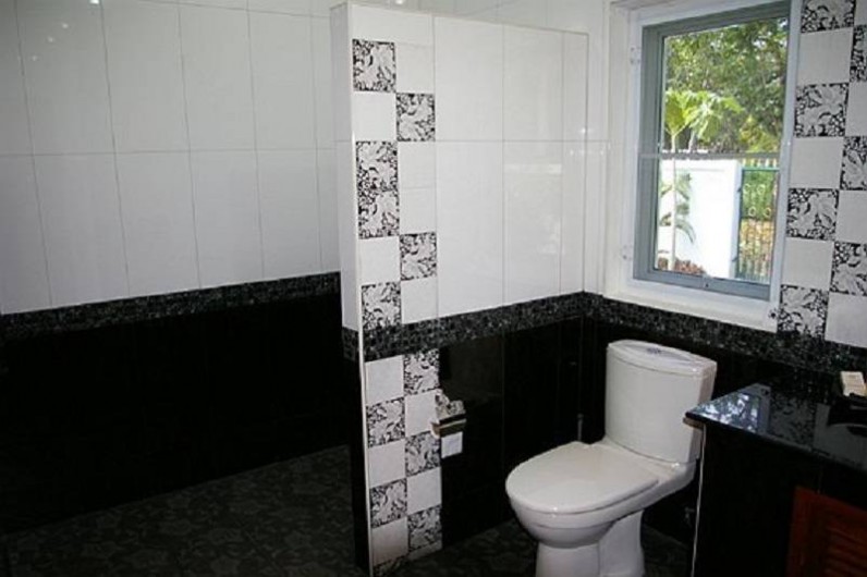 Location de vacances - Maison - Villa à Phe - Her private Bathroom