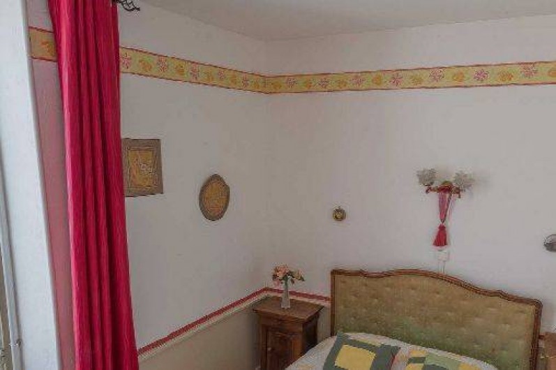 Location de vacances - Gîte à Druyes-les-Belles-Fontaines - chambre 2