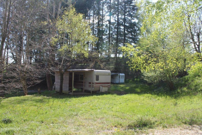 Location de vacances - Bungalow - Mobilhome à Villefranche-de-Rouergue - une des caravanes de location