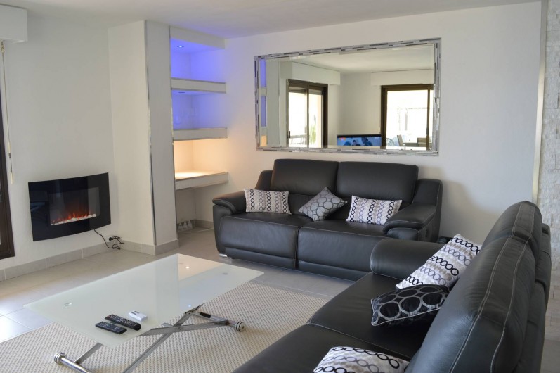 Location de vacances - Appartement à Fréjus Plage - SEJOUR