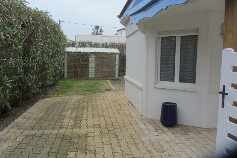 Location de vacances - Villa à Saint-Pierre la Mer - Place voiture