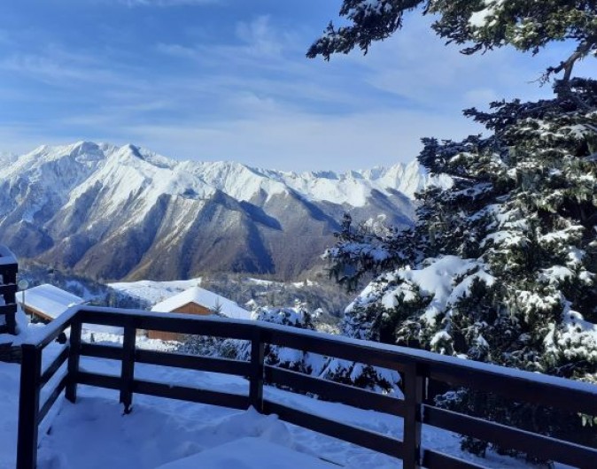 Location de vacances - Chalet à Ustou - vue de la salle à manger / terrasse du bas