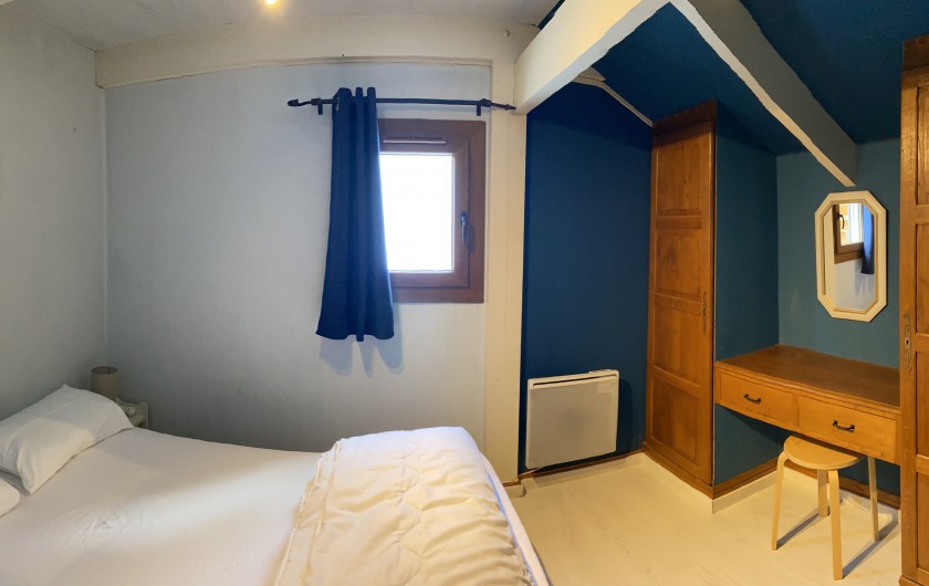 Location de vacances - Chalet à Ustou - chambre 2 à l'étage (1 lit de 140) + bureau et buanderie