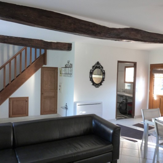 Location de vacances - Gîte à Tours-en-Vimeu - l'entrée du gite avec la SDB à droite