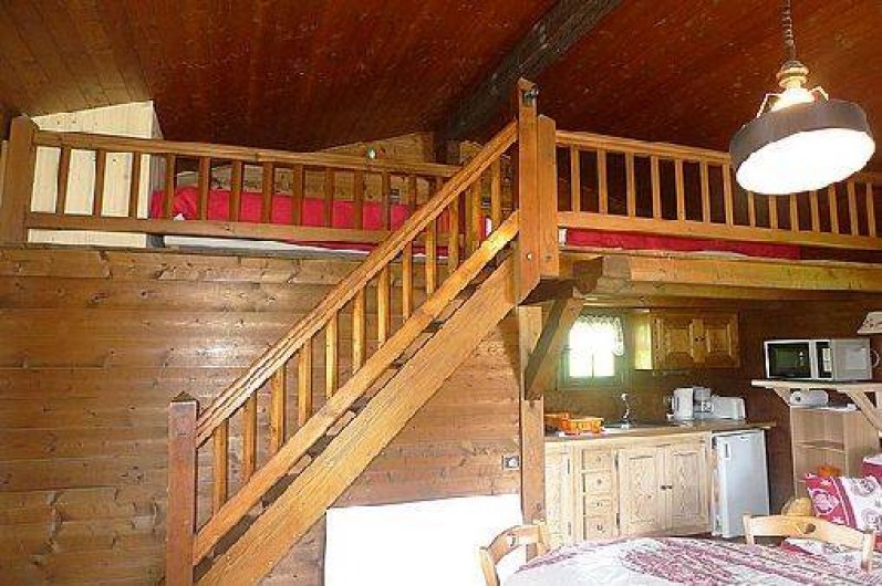 Location de vacances - Chalet à Megève - chambre  enfants en mezanine
