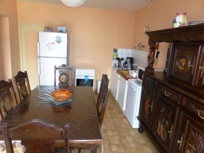 Location de vacances - Gîte à Louvigné-du-Désert - Cuisine avec Gazinière, Lave-vaisselle Frigo/Congél