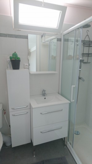 Location de vacances - Maison - Villa à Istres - la salle d'eau