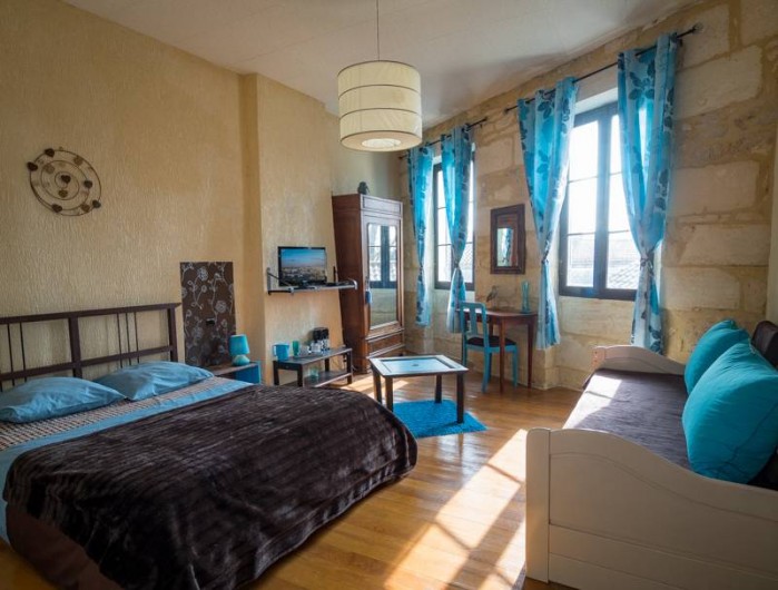 Location de vacances - Chambre d'hôtes à Saint-Yzans-de-Médoc - Chambre Bleuet