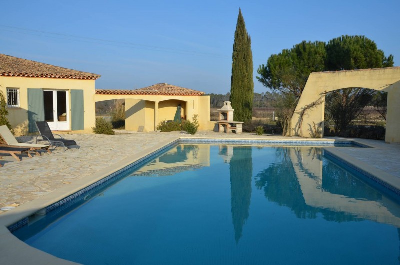 Location de vacances - Chambre d'hôtes à Vacquières - Villa des Cammaous, quel beau miroir !