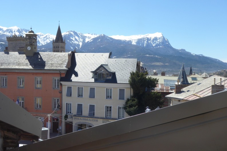 Location de vacances - Appartement à Embrun - Vue depuis le séjour