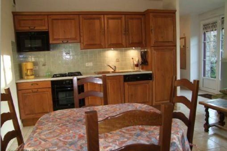 Location de vacances - Gîte à Pleudihen-sur-Rance - cuisine
