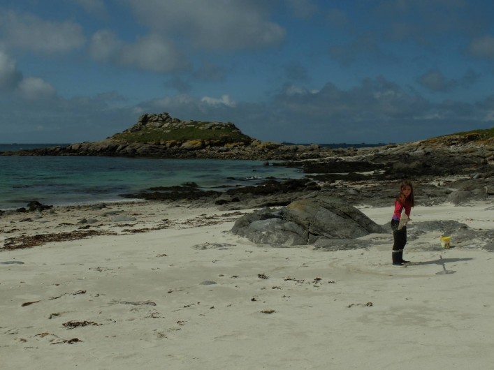 Location de vacances - Villa à Portsall - A 2mn de marche en face de la maison : plage de sable fin.