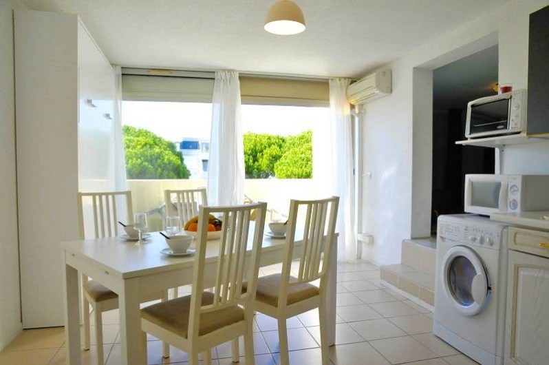 Location de vacances - Appartement à Le Grau-du-Roi - Le duplex au second étage jusqu'à 6 personnes, vue sur mer (climatisé)