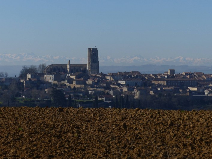 Location de vacances - Gîte à Lectoure - Lectoure et les Pyrénées en hiver