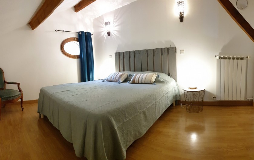 Location de vacances - Gîte à Arles - Chambre 2 personnes, lit 160cm