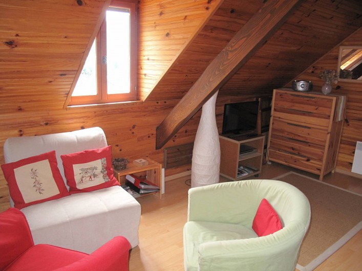 Location de vacances - Studio à Bagnères-de-Bigorre - Pièce à vivre - Coin salon