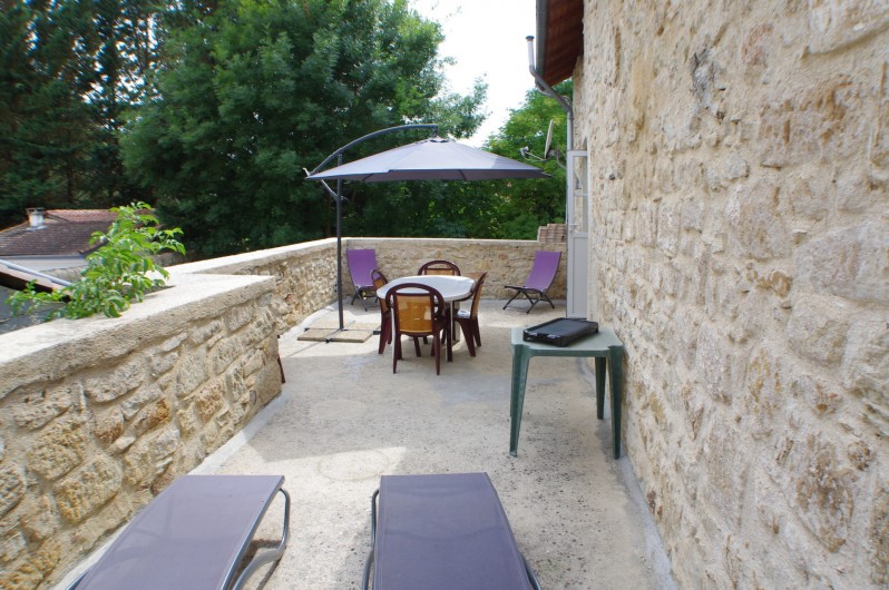 Location de vacances - Gîte à Faycelles - Terrasse privative