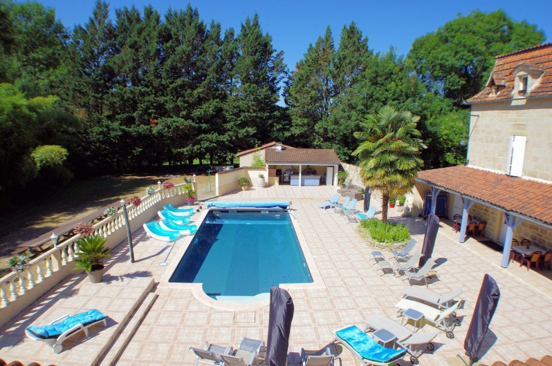 Location de vacances - Gîte à Faycelles - Vue de la terrasse du grand gîte