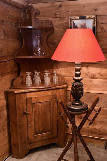 Location de vacances - Chalet à Chamonix-Mont-Blanc - Encoignure/Bar