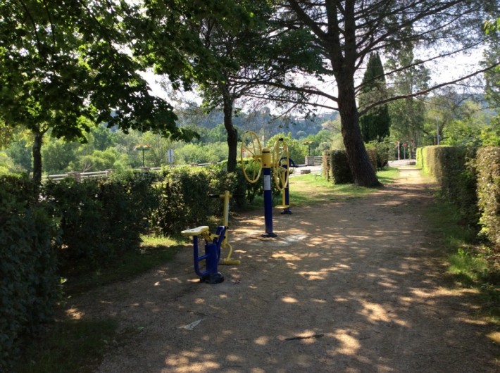 Location de vacances - Villa à Saint-Martin-d'Ardèche - fitness en plein air à 200m de la maison