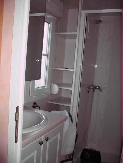 Location de vacances - Bungalow - Mobilhome à Carnac - Salle de Douche