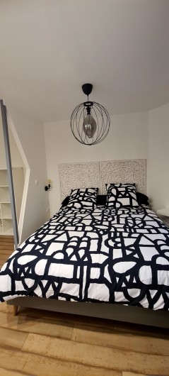 Location de vacances - Appartement à Saint-Montan - Coin nuit