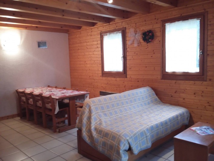 Location de vacances - Chalet à Lescheraines - Salon salle à manger