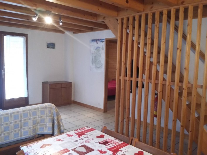 Location de vacances - Chalet à Lescheraines - salon