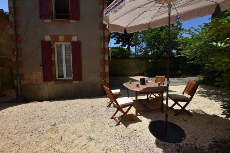 Location de vacances - Chambre d'hôtes à Lalinde - La Terrasse du Gîte