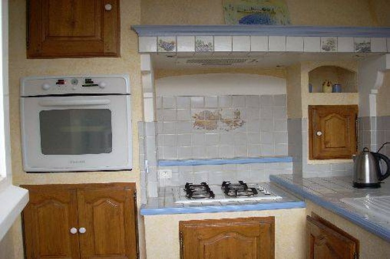 Location de vacances - Villa à Aubenas - arrière cuisine