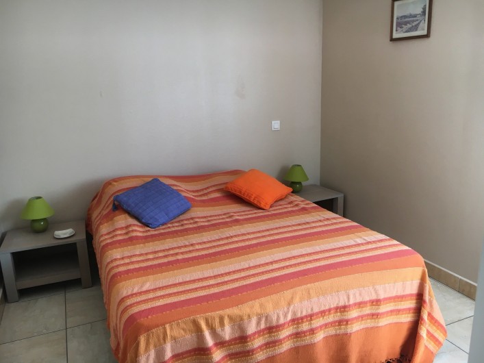 Location de vacances - Appartement à Valras-Plage - chambre lit 140