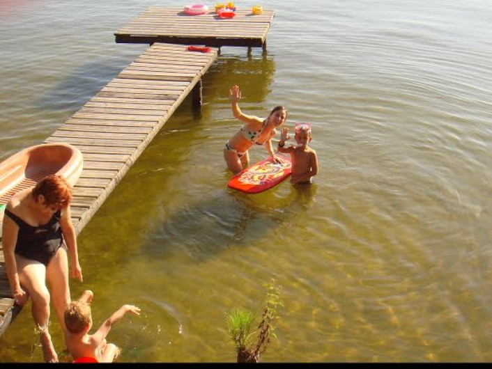 Location de vacances - Chalet à Parentis-en-Born - ponton