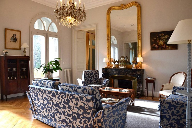 Location de vacances - Maison - Villa à Bessan - The large living room with blue comfortable sofas