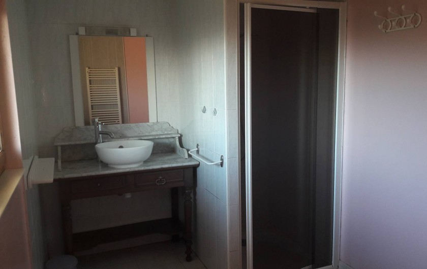 Location de vacances - Gîte à Lisle-sur-Tarn - salle d'eau