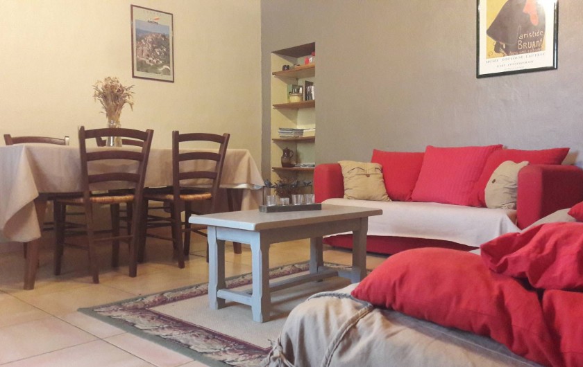 Location de vacances - Gîte à Lisle-sur-Tarn - salon -salle a manger