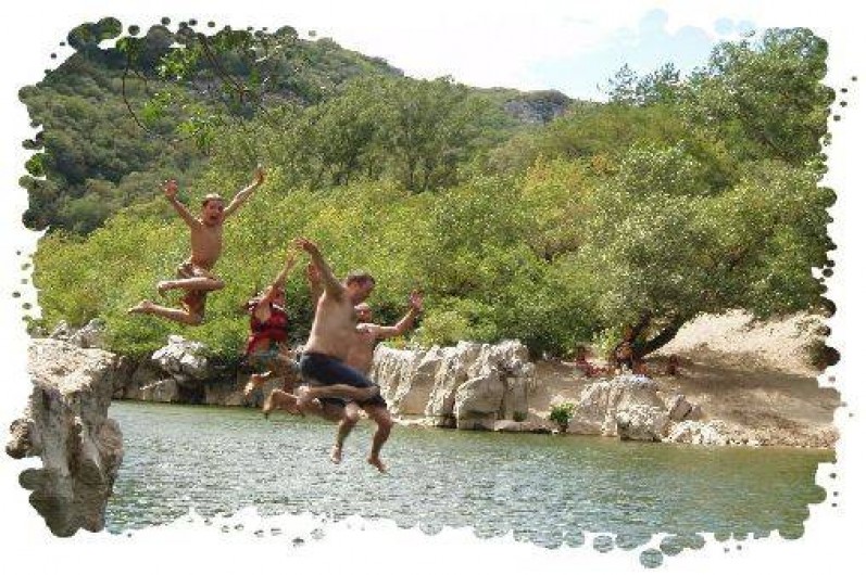 Location de vacances - Camping à Saint-Jean-de-Valériscle