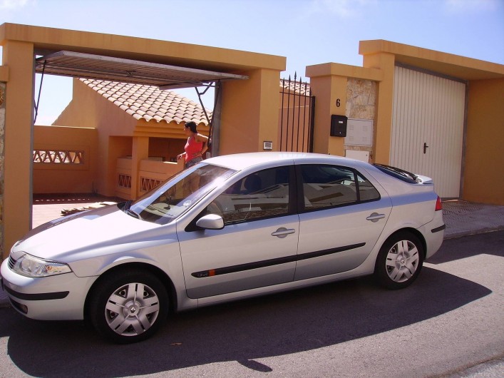 Location de vacances - Maison - Villa à Torrox Costa - 1 place de parking devant la maison et garage privé.