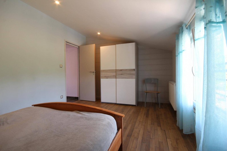 Location de vacances - Gîte à Châtillon-en-Bazois - chambre parentale de l'appartement 3