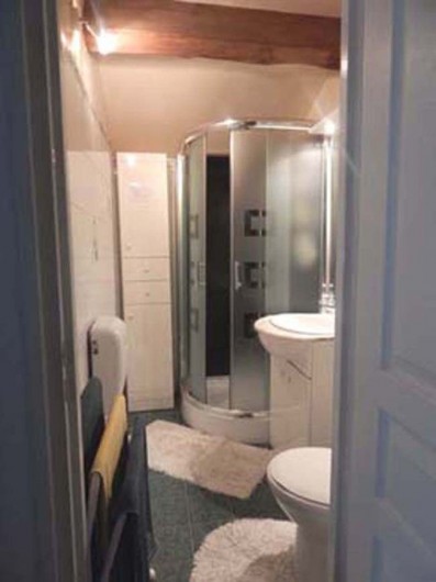 Location de vacances - Gîte à Meyras - Salle d'eau