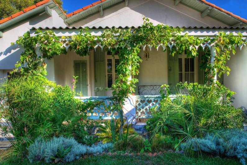 Location de vacances - Chambre d'hôtes à Marseille - la maison d'hôte la petite calanque à marseille