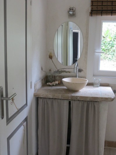 Location de vacances - Villa à Nyons - salle d'eau.