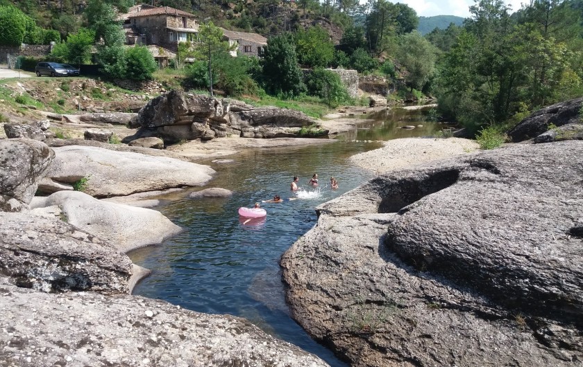 Location de vacances - Gîte à Gagnières - Notre rivière
